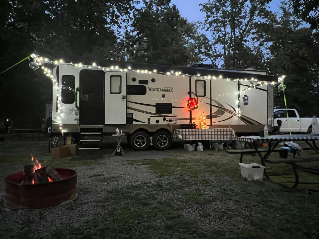 The Best RV Types for Full-Time Travel in Canada travel trailer for full-time living